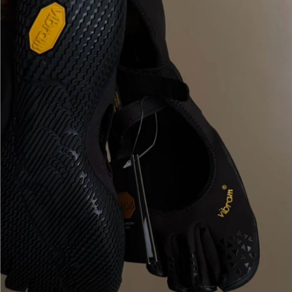 Vibram - Picture 2 of 4